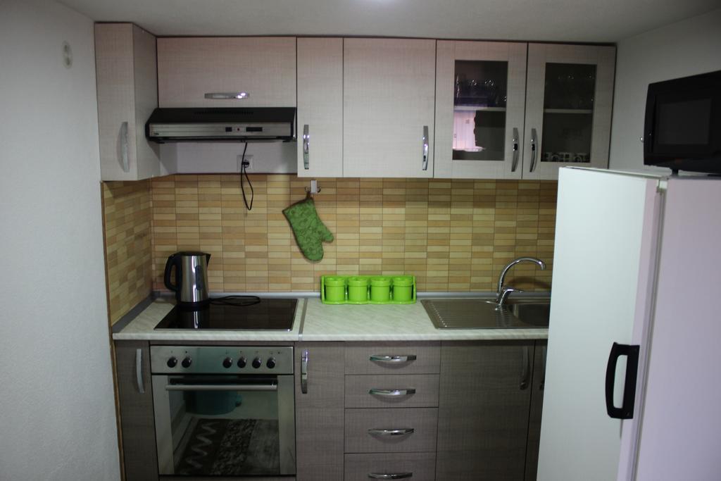 Apartments Zoni Vlasic Exterior photo